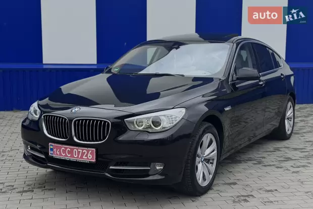 BMW 5 Series GT 2012