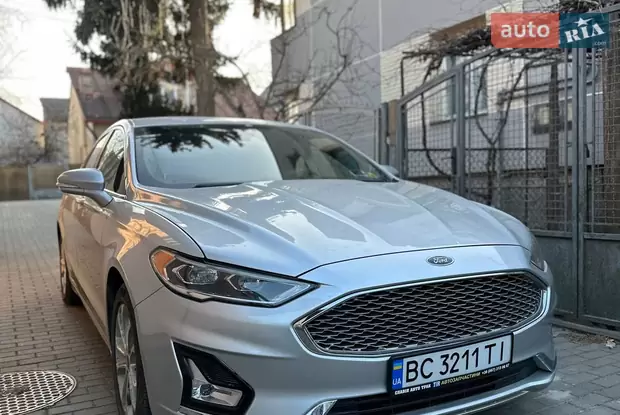 Ford Fusion 2019