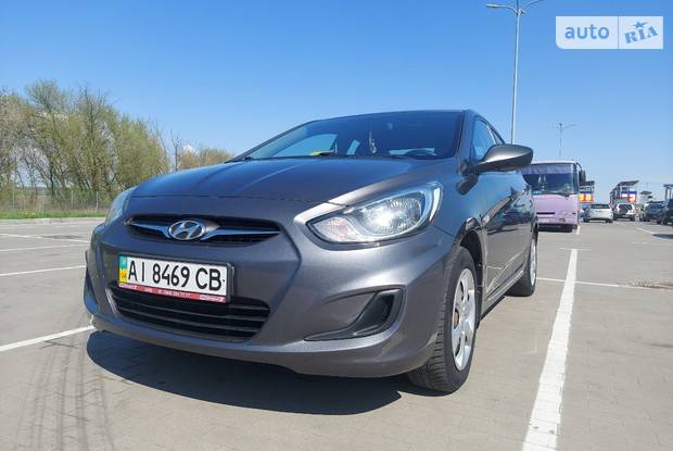 Файл:2018 Hyundai i20 SE MPi 1.2 Front.jpg — Википедия