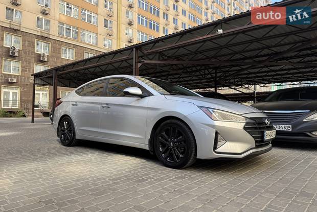 Hyundai Elantra 2018