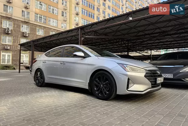 Hyundai Elantra 2018