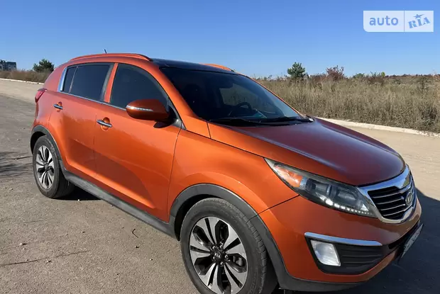 Киа Спортейдж Оранжевая