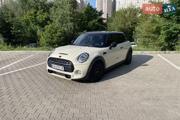 MINI Hatch 2014