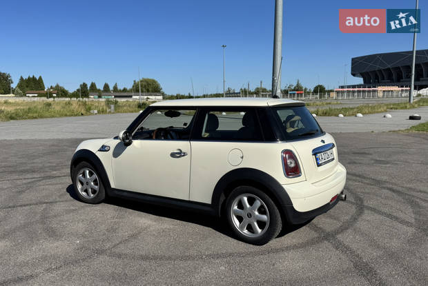 MINI Hatch 2008