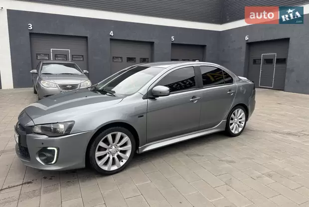 Mitsubishi Lancer 2016