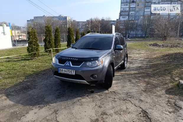 Mitsubishi Outlander XL 2008