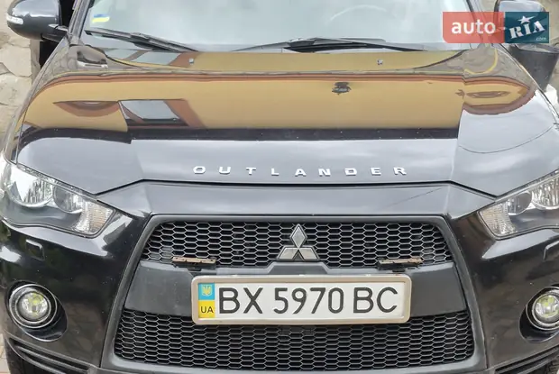 Mitsubishi Outlander XL 2011