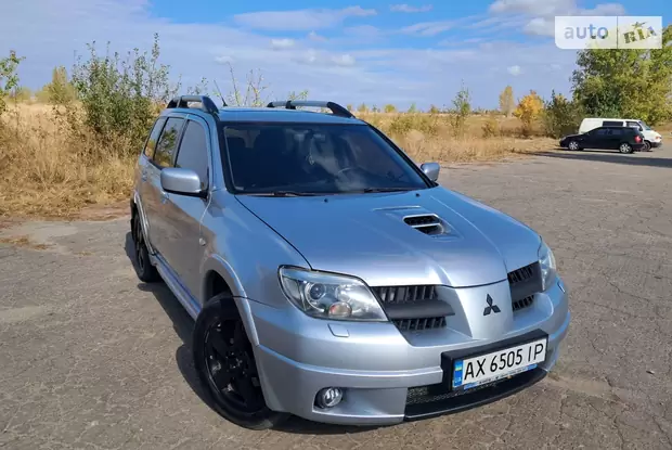 Mitsubishi Outlander 2006
