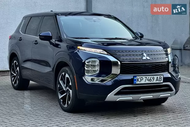 Mitsubishi Outlander 2022