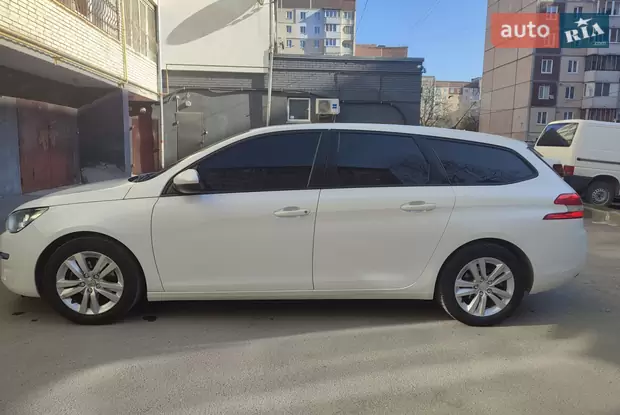 Peugeot 308 2015