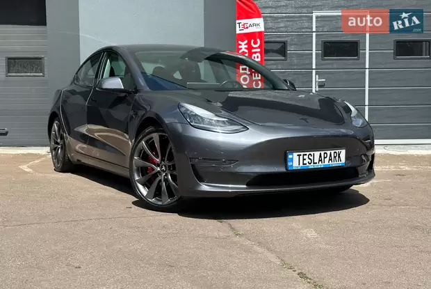Tesla Model 3 2019