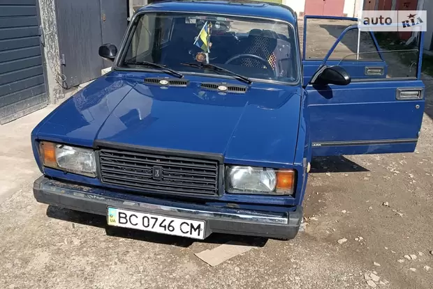 ВАЗ 2107 1985