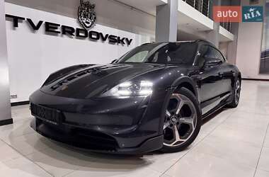 Porsche Taycan Cross Turismo 2022 Porsche Taycan Cross Turismo 2022