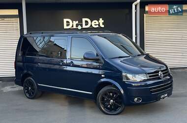 Volkswagen Multivan 2015