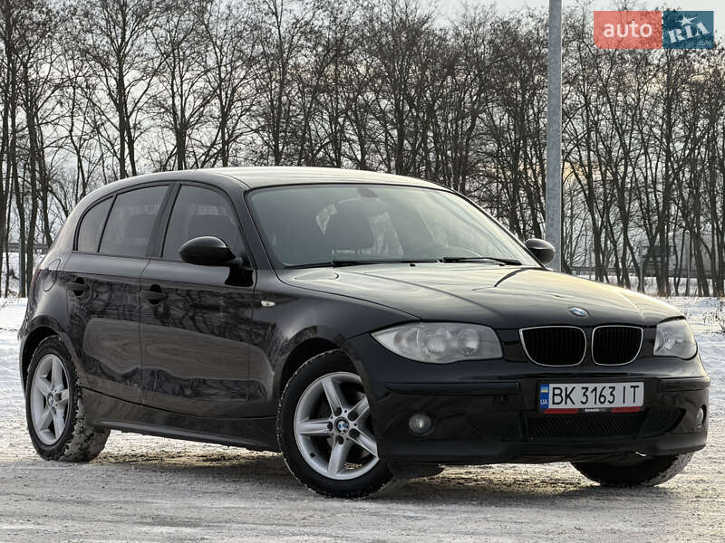 Хэтчбек BMW 1 Series 2005 в Днепре Хэтчбек BMW 1 Series 2005 в Днепре