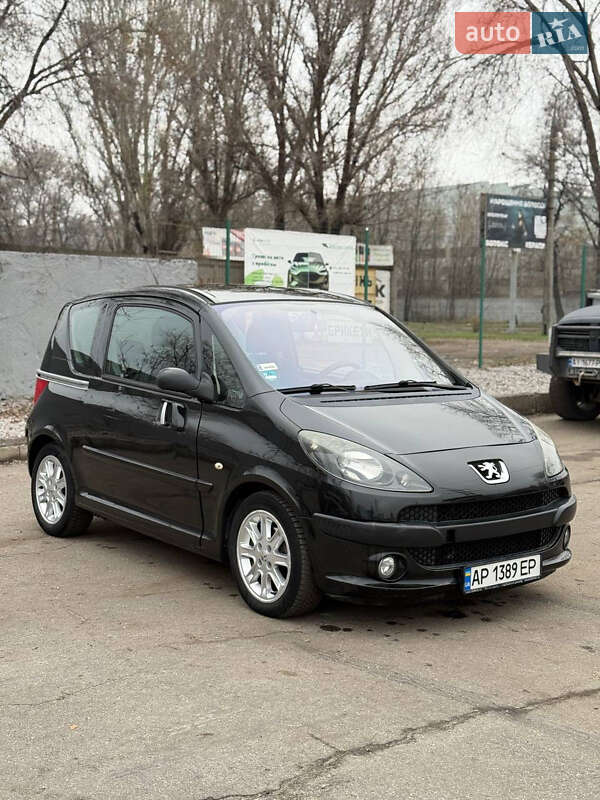 Микровэн Peugeot 1007 2005 в Запорожье Микровэн Peugeot 1007 2005 в Запорожье