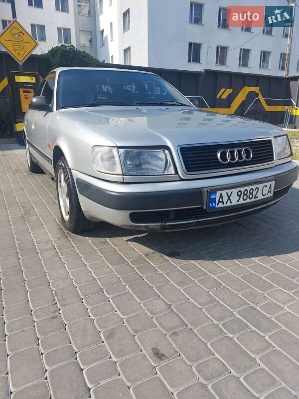 Седан Audi 100 1994 в Харькове