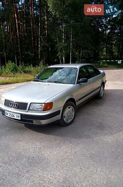 Седан Audi 100 1992 в Рокитном