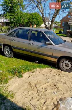 Универсал Audi 100 1987 в Заречном