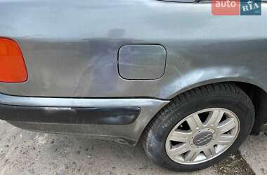 Седан Audi 100 1993 в Харькове