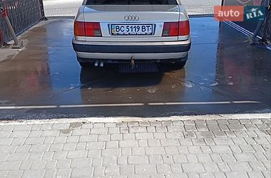 Седан Audi 100 1992 в Добросині