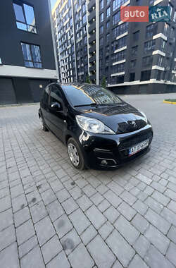 Хетчбек Peugeot 107 2013 в Івано-Франківську