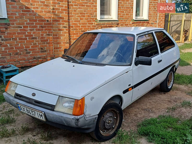 Хэтчбек ЗАЗ 1102 Таврия-Нова 2000 в Харькове Хэтчбек ЗАЗ 1102 Таврия-Нова 2000 в Харькове