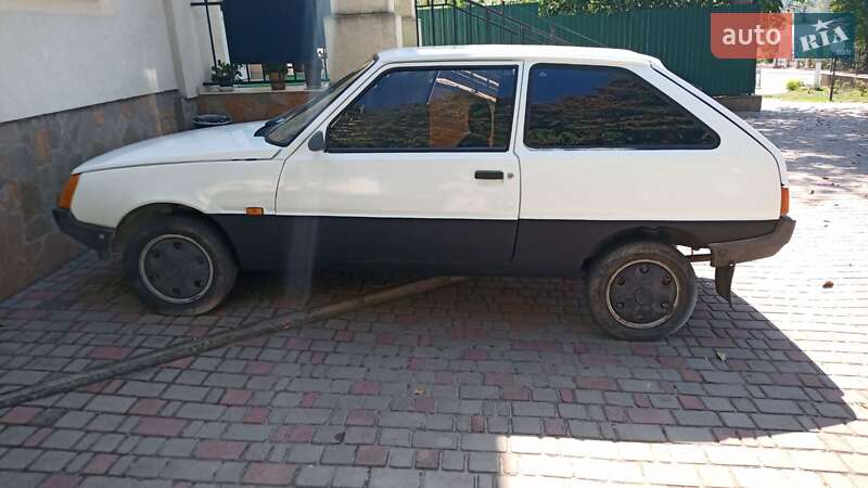 Хэтчбек ЗАЗ 1102 Таврия 1992 в Залещиках Хэтчбек ЗАЗ 1102 Таврия 1992 в Залещиках