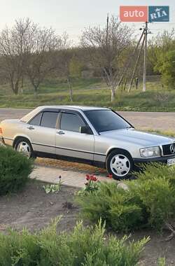 Седан Mercedes-Benz 190 1989 в Ямполі