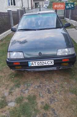 Хетчбек Renault 19 1991 в Долині