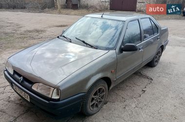 Седан Renault 19 1998 в Чернигове