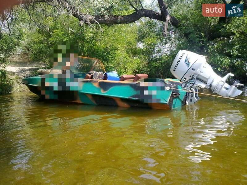 Лодка Обь 1 1989 в Запорожье Лодка Обь 1 1989 в Запорожье