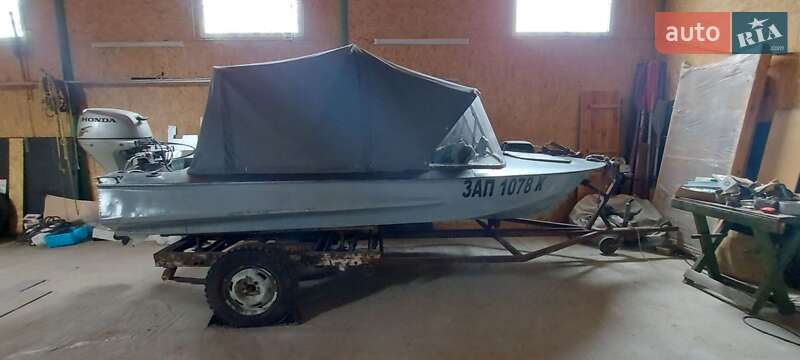 Лодка Обь 1 1972 в Запорожье