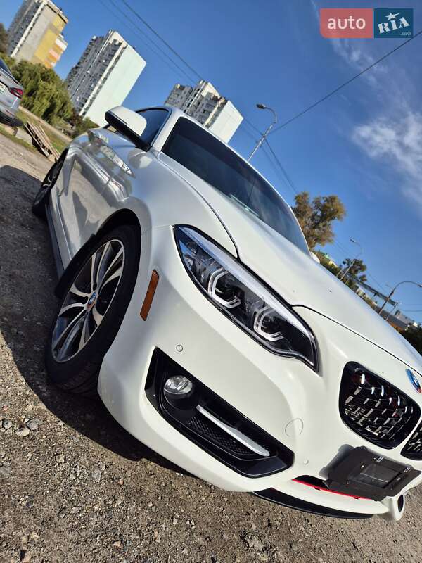 Купе BMW 2 Series 2016 в Киеве