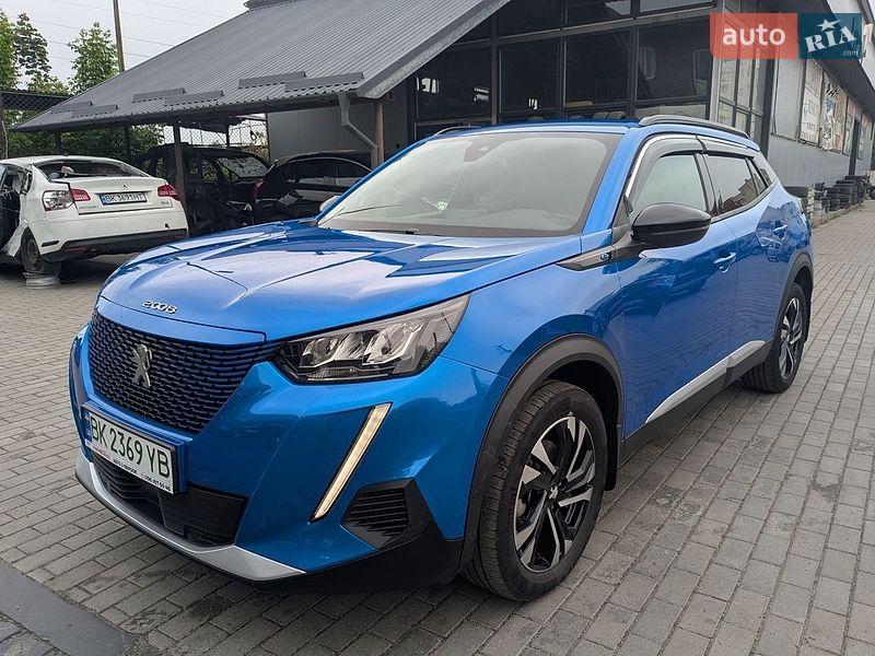 Внедорожник / Кроссовер Peugeot 2008 2022 в Костополе