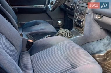 Седан Audi 200 1987 в Славуті