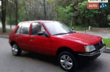 Хетчбек Peugeot 205 1985 в Києві Хетчбек Peugeot 205 1985 в Києві