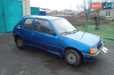 Хетчбек Peugeot 205 1985 в Покровському Хетчбек Peugeot 205 1985 в Покровському