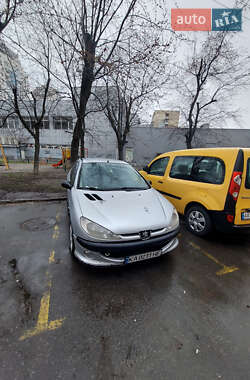 Седан Peugeot 206 2007 в Киеве