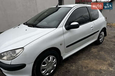 Хетчбек Peugeot 206 2004 в Бердичеві