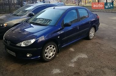 Седан Peugeot 206 2010 в Львові