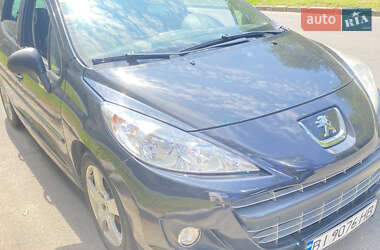 Универсал Peugeot 207 2011 в Полтаве