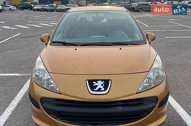 Хэтчбек Peugeot 207 2006 в Житомире