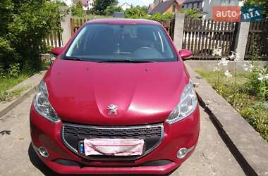 Хетчбек Peugeot 208 2014 в Хмельницькому Хетчбек Peugeot 208 2014 в Хмельницькому