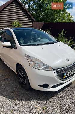 Хетчбек Peugeot 208 2013 в Луцьку