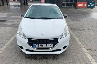 Хэтчбек Peugeot 208 2013 в Дрогобыче Хэтчбек Peugeot 208 2013 в Дрогобыче