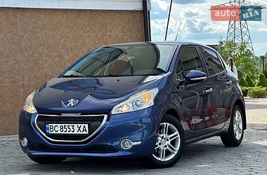 Хетчбек Peugeot 208 2013 в Дрогобичі