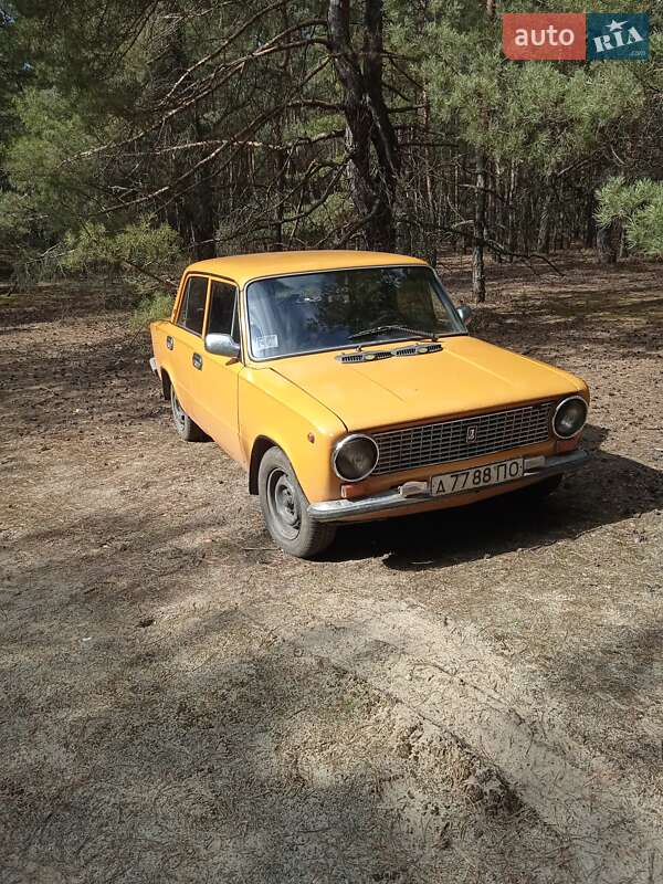 Внедорожник / Кроссовер ВАЗ / Lada 2101 1977 в Глобине
