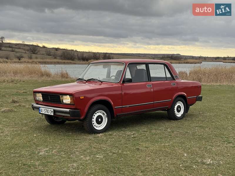 Седан ВАЗ / Lada 2105 1982 в Запорожье Седан ВАЗ / Lada 2105 1982 в Запорожье