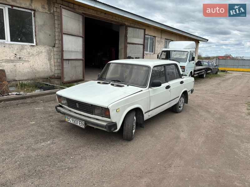 Седан ВАЗ / Lada 2105 1992 в Каменке-Бугской
